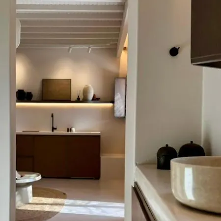 Conte Mykonos I *